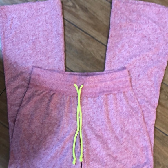 Derek Heart Other - Derek size med heather pink lounge pants